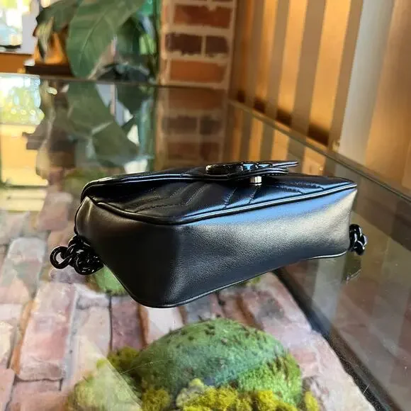 GUCCI GG Marmont Mini Black Calfskin Matelasse Chain Belt Bag - Picture 5 of 11